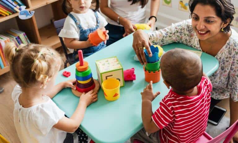 Montessori Parents Guide 